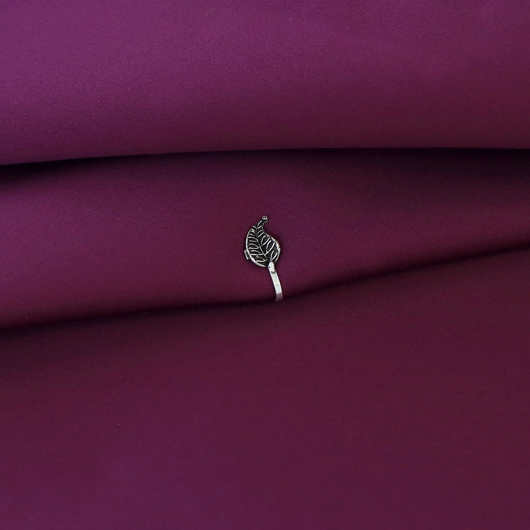 Tanaira Silver Nose Pin