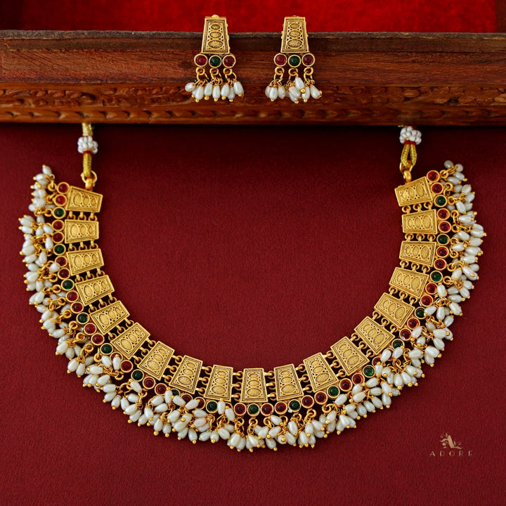 Katrina Golden Pearl Neckpiece With Earring