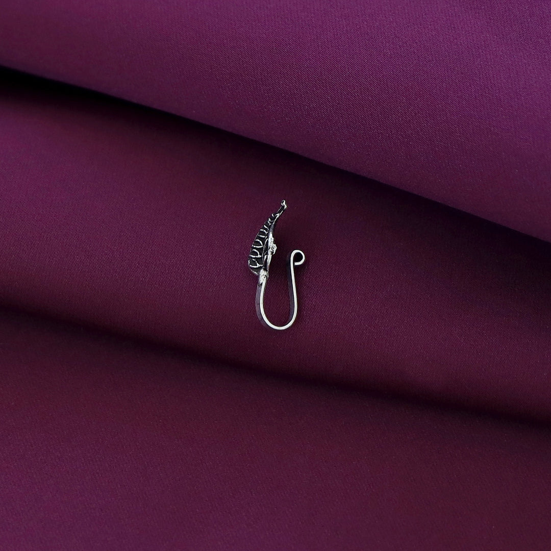 Tanaira Silver Nose Pin