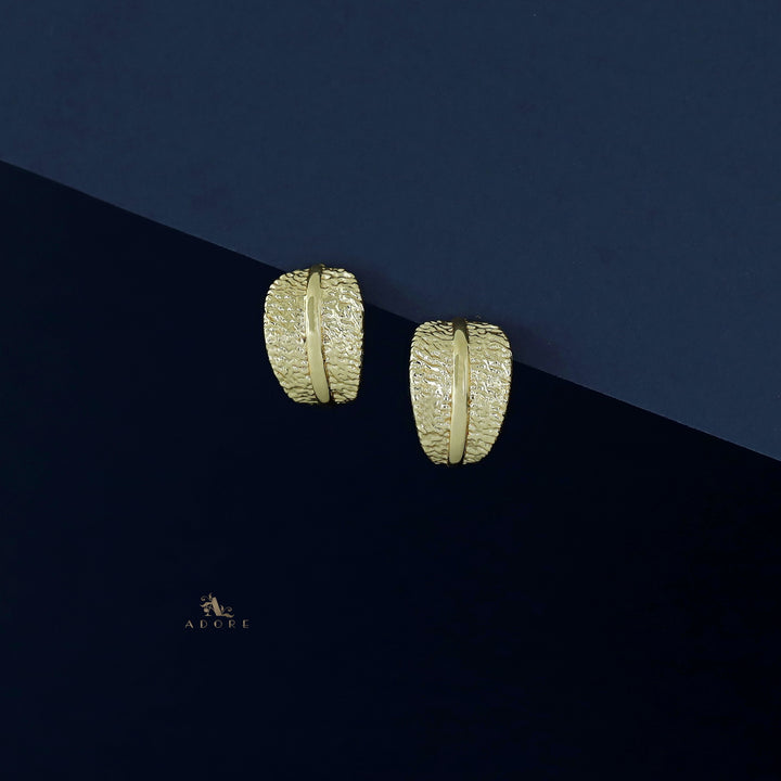 Golden Textured Leaf Earring