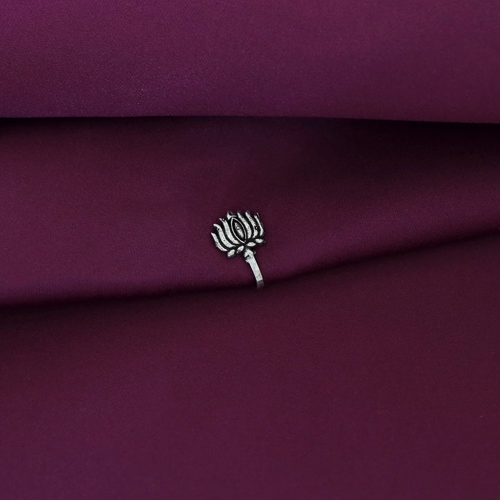 Tanaira Silver Nose Pin