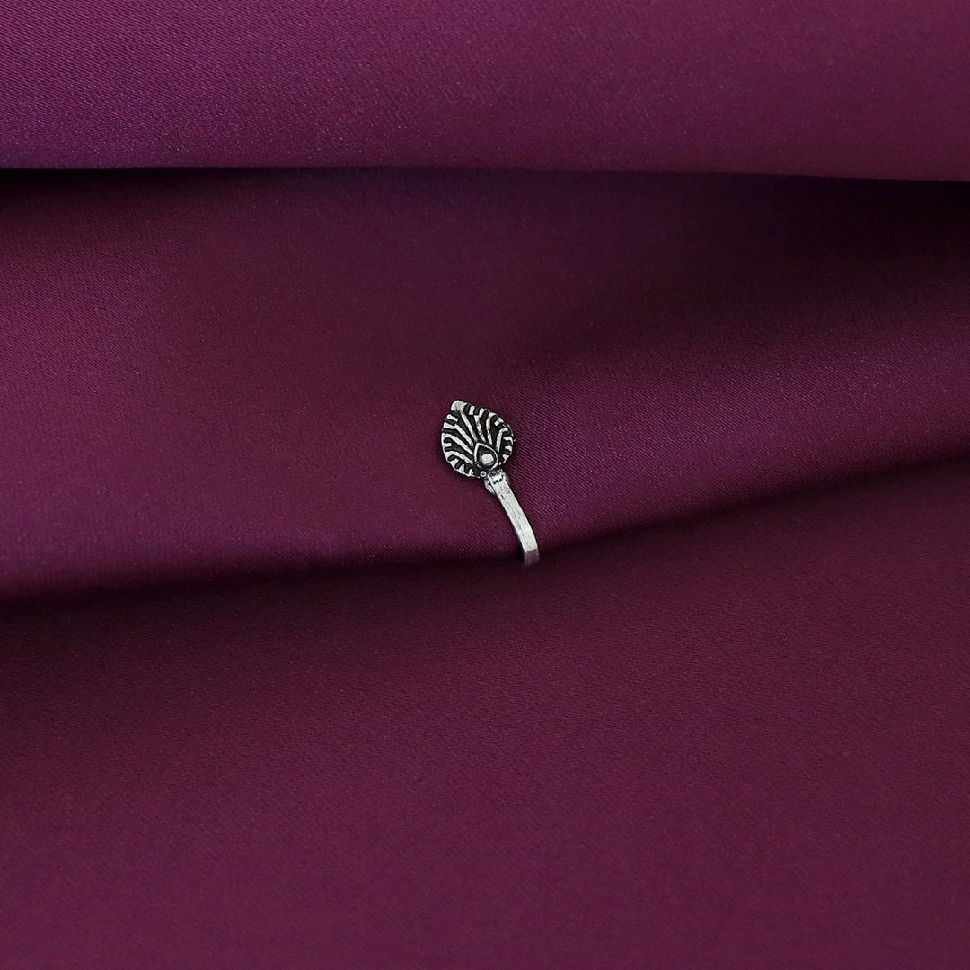 Tanaira Silver Nose Pin