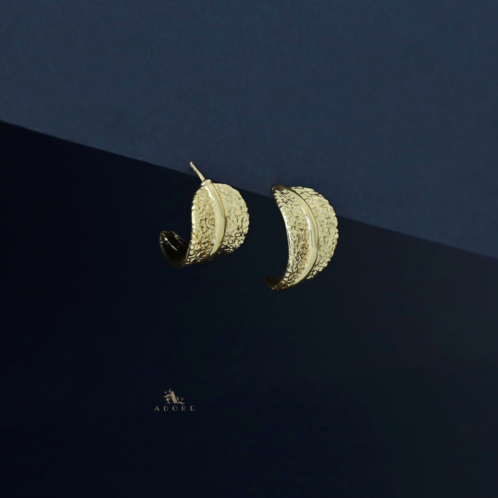 Golden Textured Leaf Earring