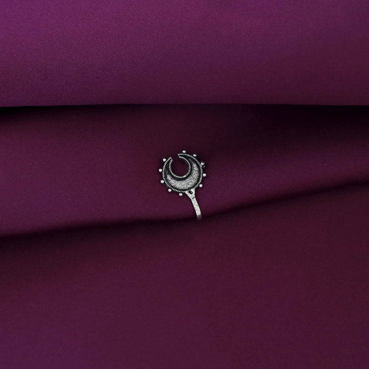 Tanaira Silver Nose Pin
