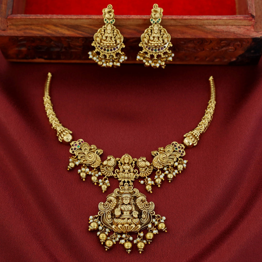 Pranavi Lakshmi Stiff Wing Neckpiece With Earring