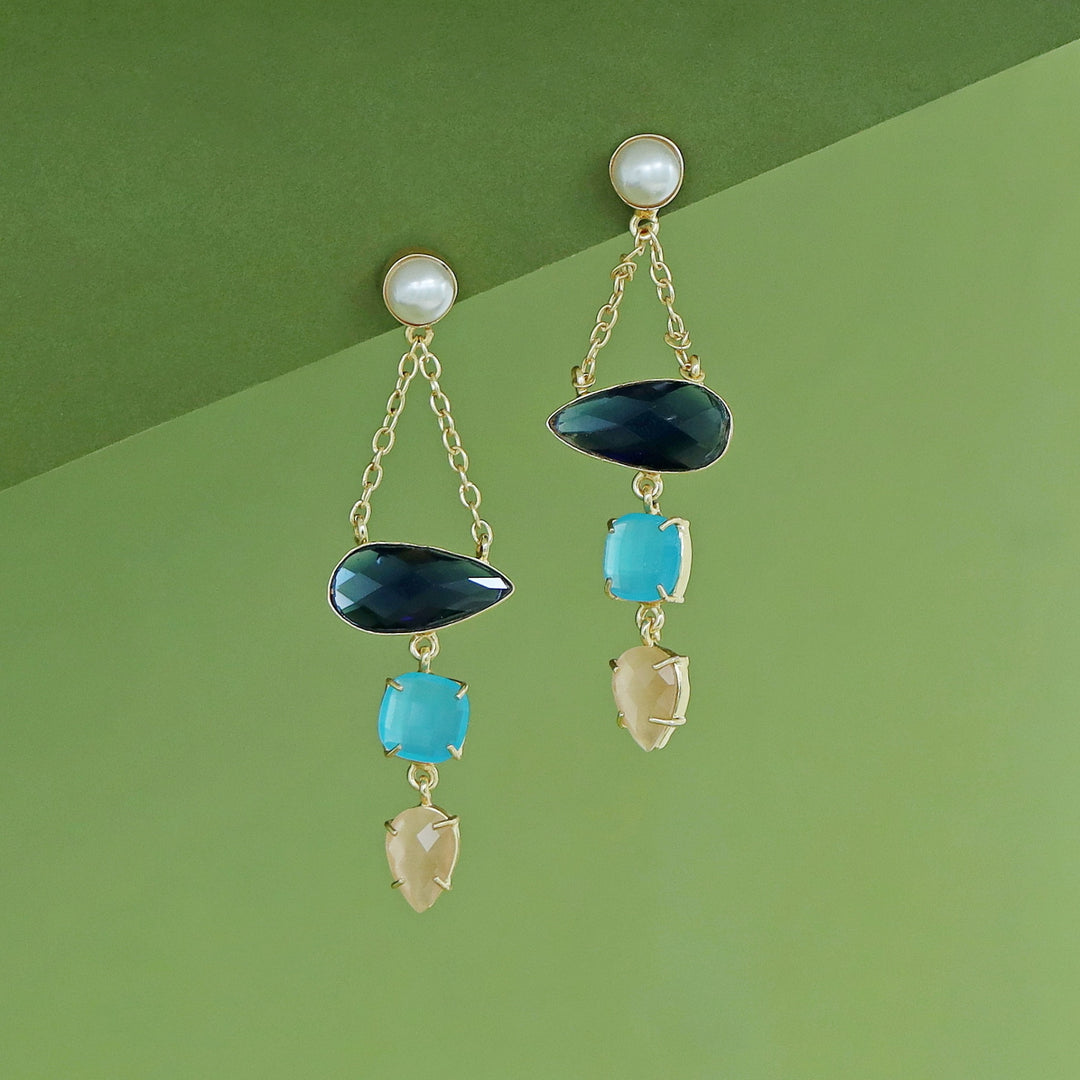 Tri Glossy Pearl Chainy Earring