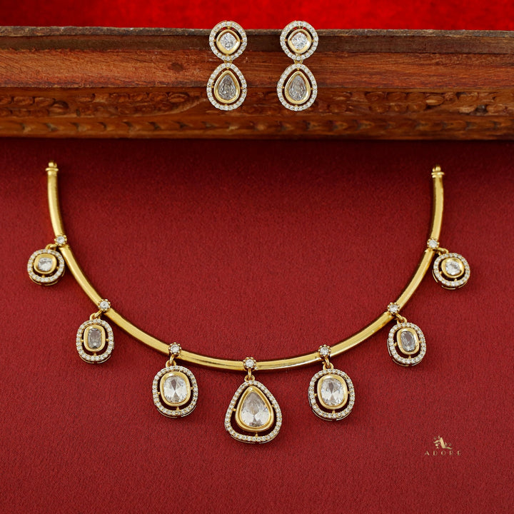 Alaknanda Polki Kundan Short Neckpiece With Earring