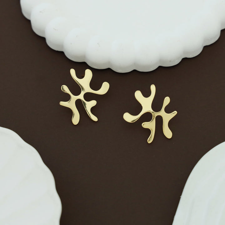 Riyanan Golden Coral Shape Earring