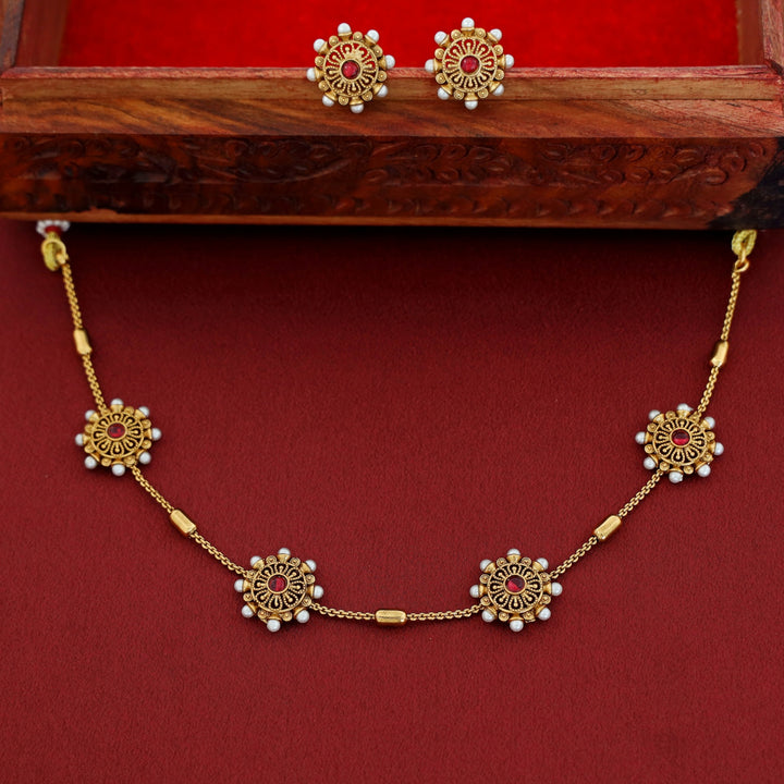 Pearl Floral Maheera Choker with Stud