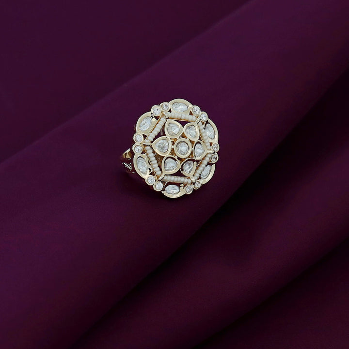 Tashi Kundan Circle Ring