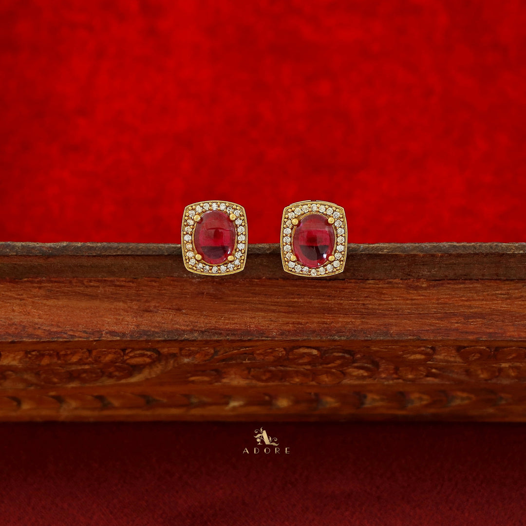 Dhruvika Short Neckpiece With Stud