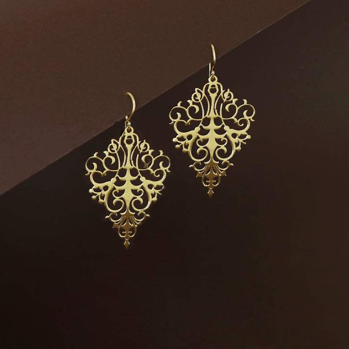 Anica Golden Filigree Drop