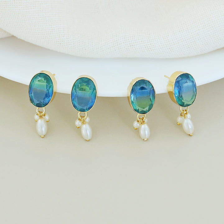 Liv Glossy Oval Pearl Earring