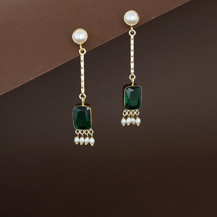 Mira Pendulum Pearl Rectangle Glossy Stone Earring