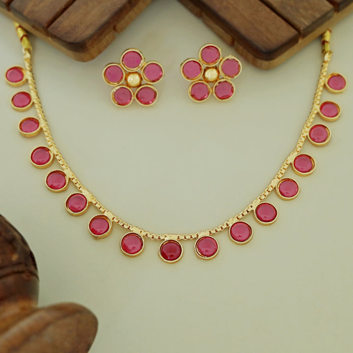 Yashi Glossy Round Neckpiece With Flower Stud (Colour Options)