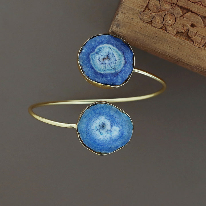 Hem Dual Solar Agate Bangle