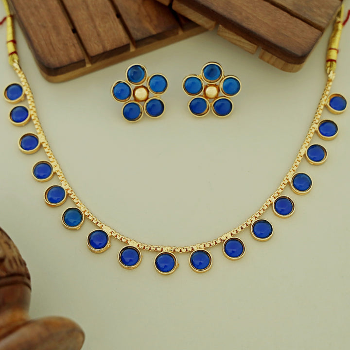 Yashi Glossy Round Neckpiece With Flower Stud (Colour Options)