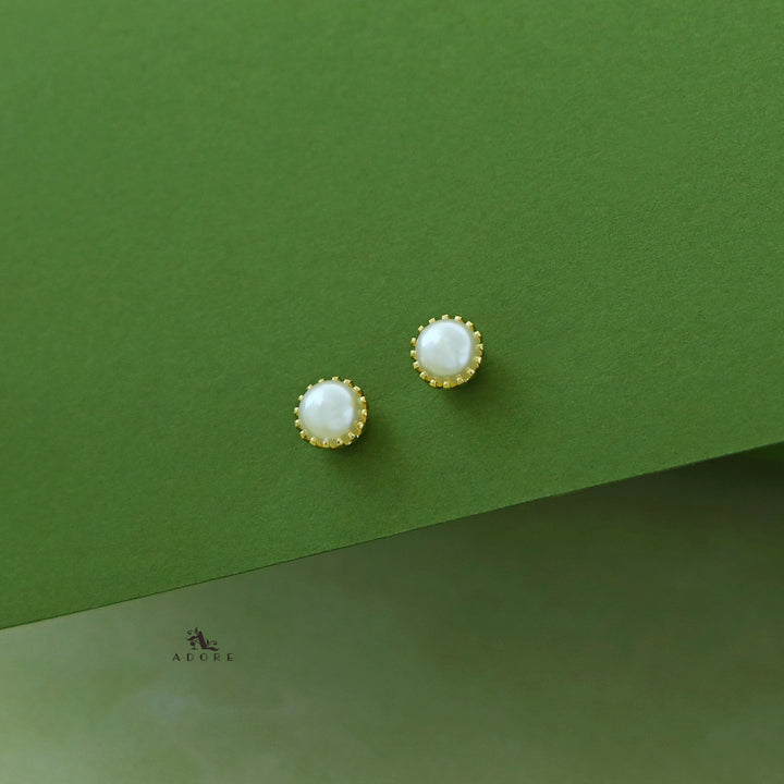 Rylie Golden Pearl Stud