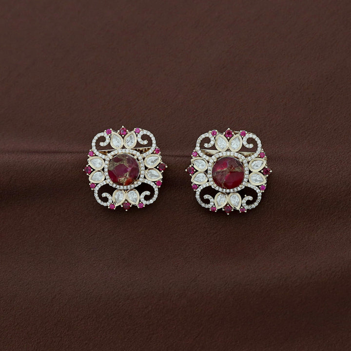 Tarinika Kundan Stone Neckpiece With Earring
