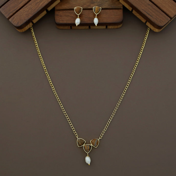 Eesha Golden Glossy Pearl Neckpiece