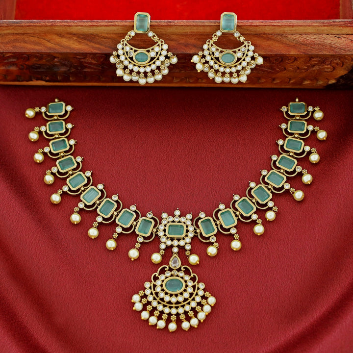 Eshma Golden Pearl Glossy Stone Neckpiece With Earring
