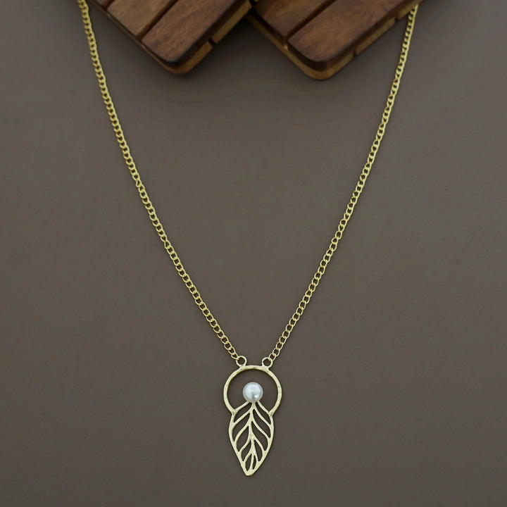 Golden Semi Circle Pearl Leaf Neckpiece