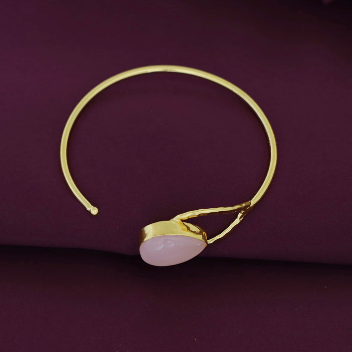 Madhurima Golden Glossy Drop Bangle