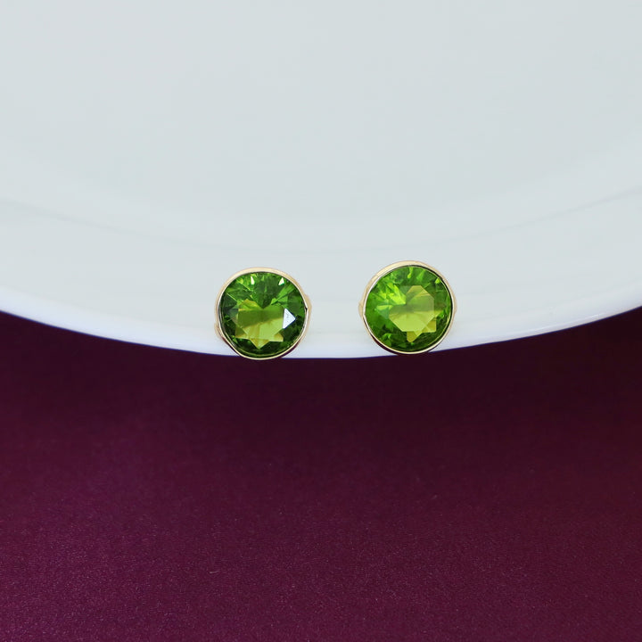 Taina Glossy Round Stone Stud