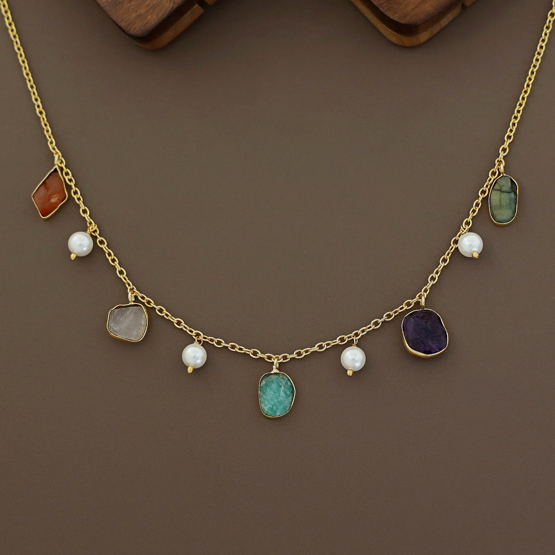 Mawar Raw Stone Pearl Neckpiece