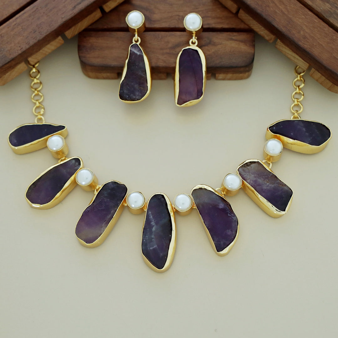 Pegasus Rugged Stone Neckpiece With Earring