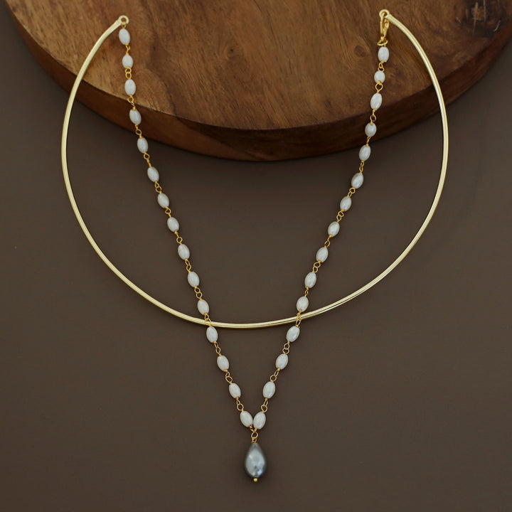 Eleanor Golden Pearl Neck Cuff