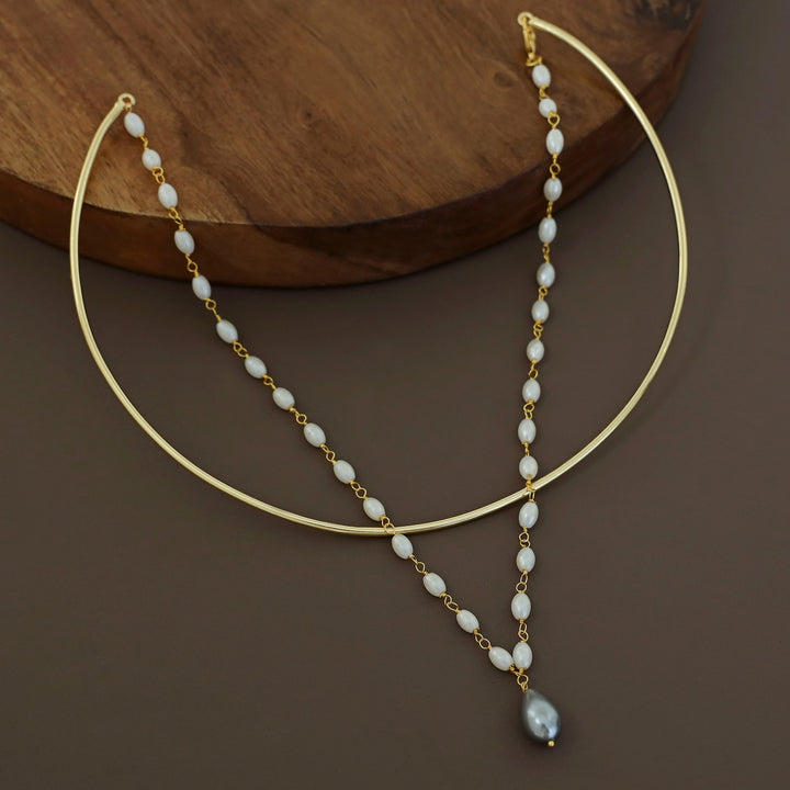 Eleanor Golden Pearl Neck Cuff