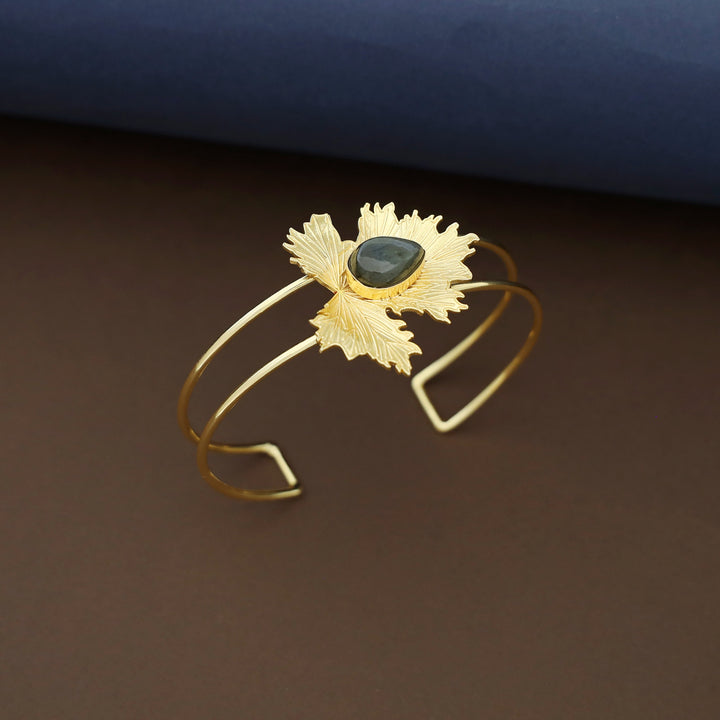 Clement Maple Leaf Natural Oval Stone Bracelet