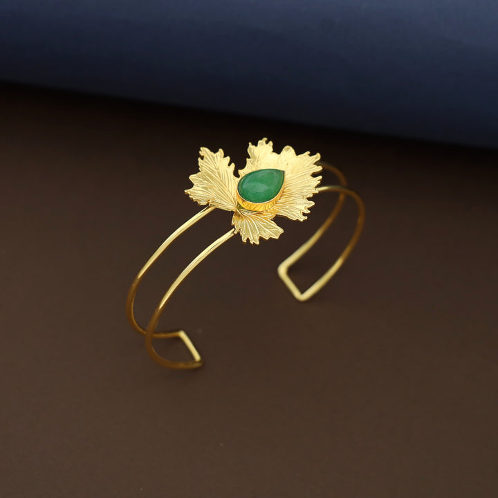 Clement Maple Leaf Natural Oval Stone Bracelet