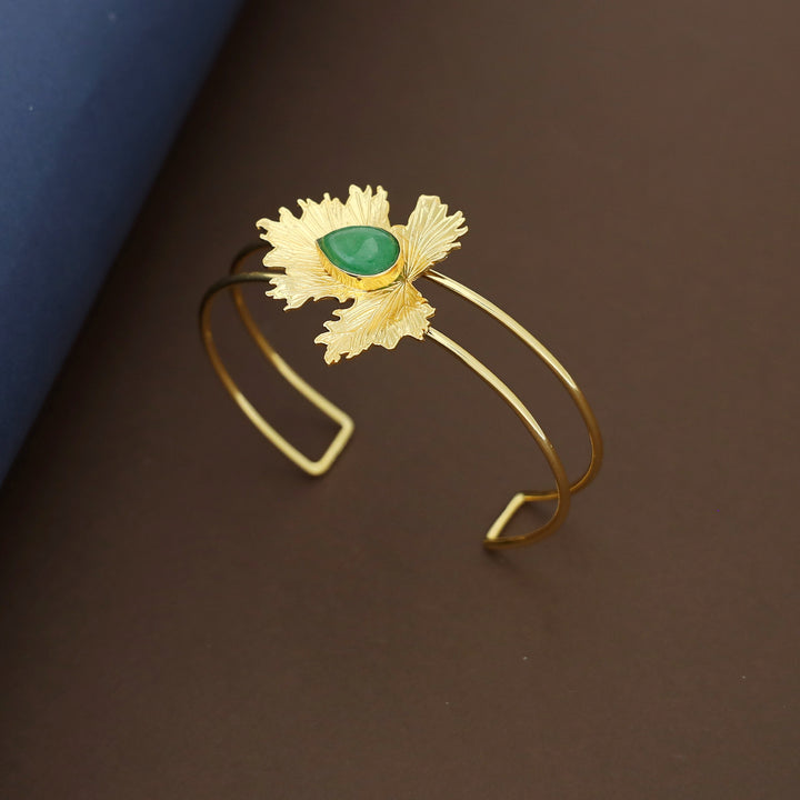 Clement Maple Leaf Natural Oval Stone Bracelet