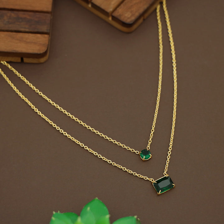 Jaime 2 Layer Glossy Claw Neckpiece