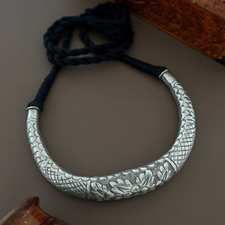 Kelsey Silver Neck Cuff