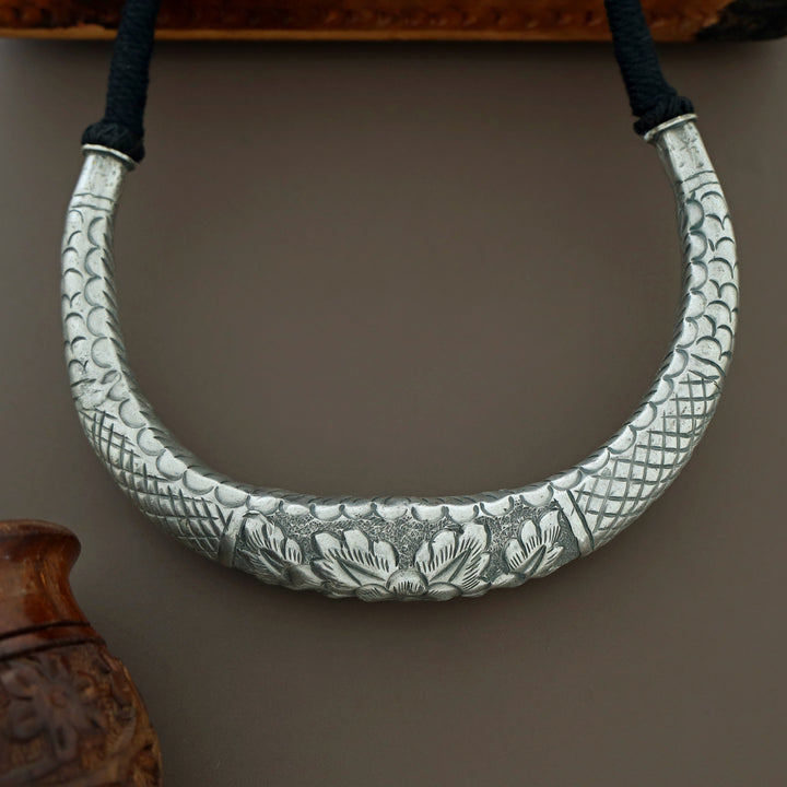 Kelsey Silver Neck Cuff