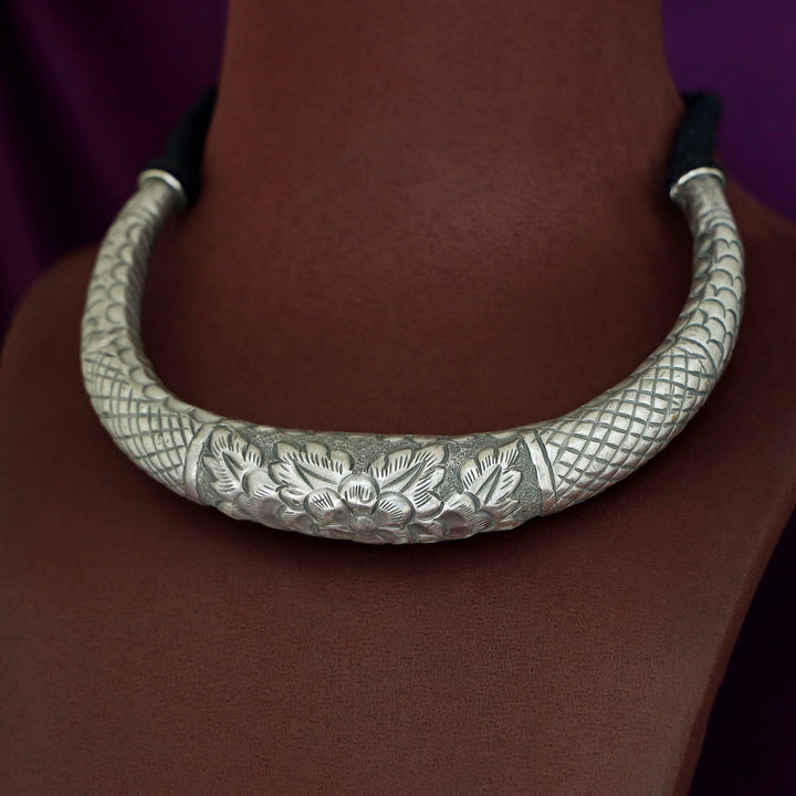 Kelsey Silver Neck Cuff
