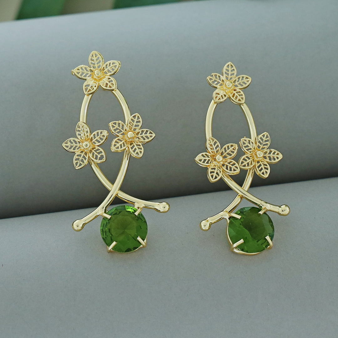 Anara Tri Flower Glossy Claw Earring