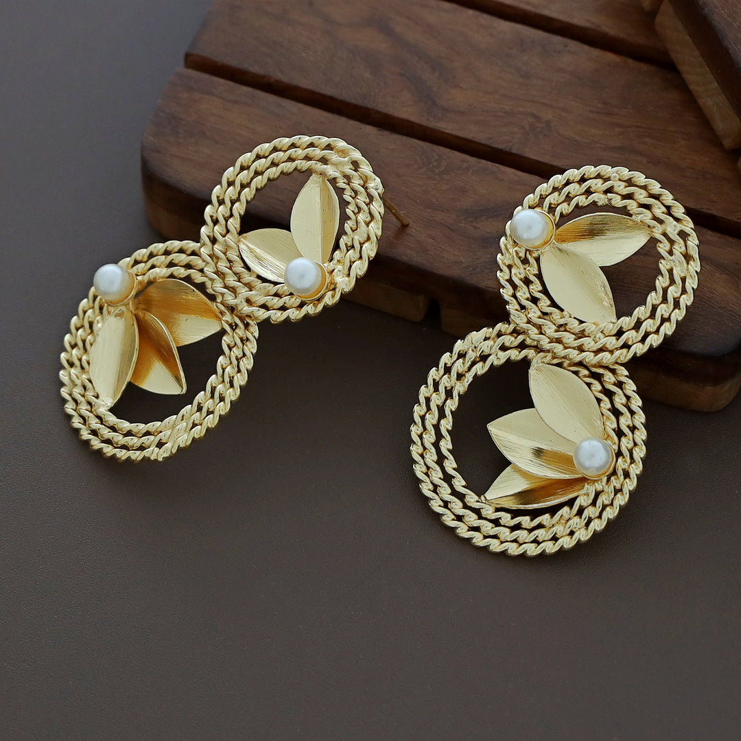 Golden Twisted Dual Circle Leafy Pearl Earring