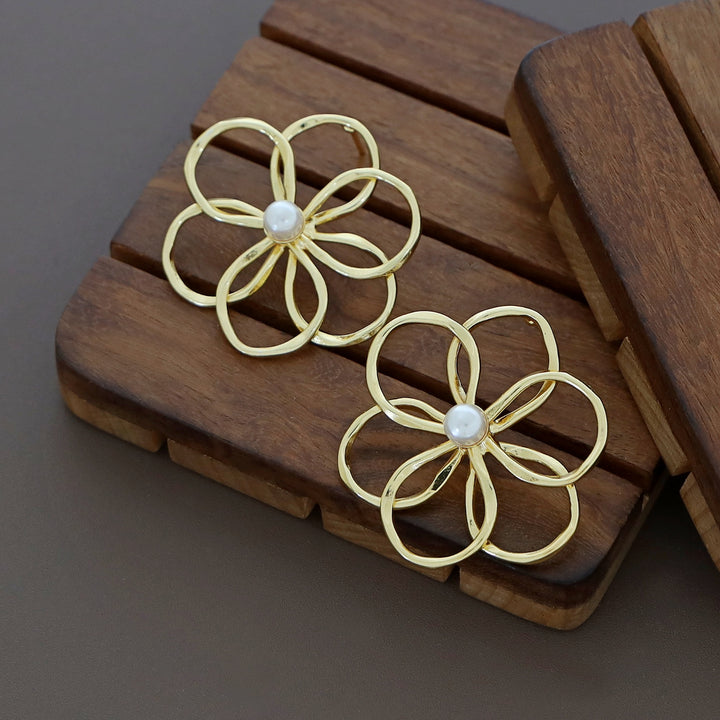 Misha Golden Flower Pearl Earring