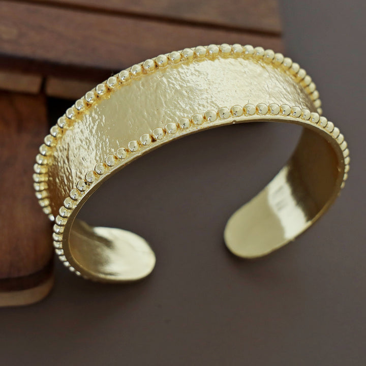 Josie Golden Ball Textured Hand Cuff