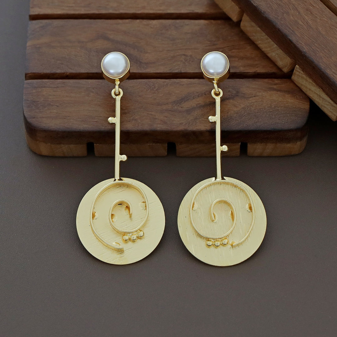 Glossy Pendulum Loop Earring