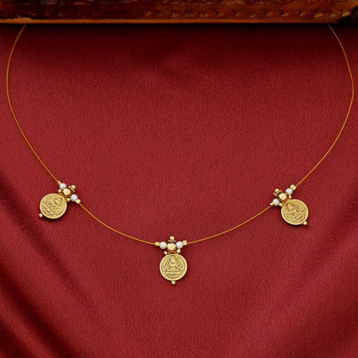 Dhanvi 3 Kashi Beaded String Neckpiece