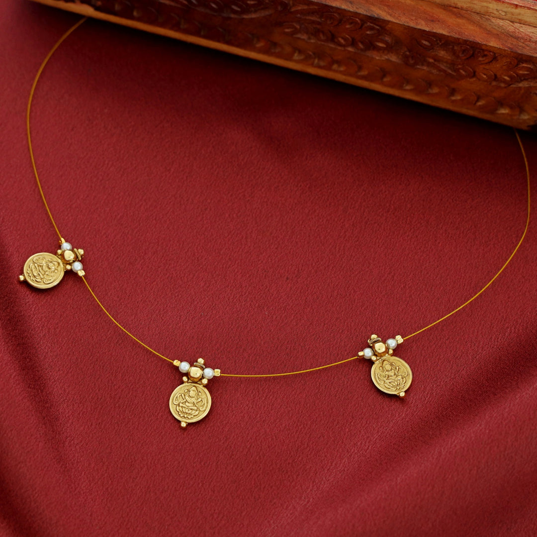 Dhanvi 3 Kashi Beaded String Neckpiece