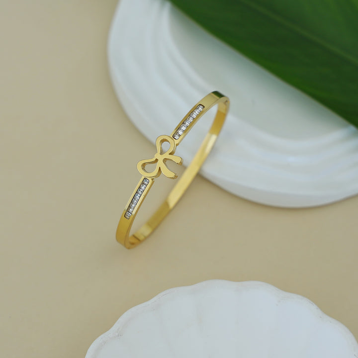 Ninette Openable Bowtie Bangle