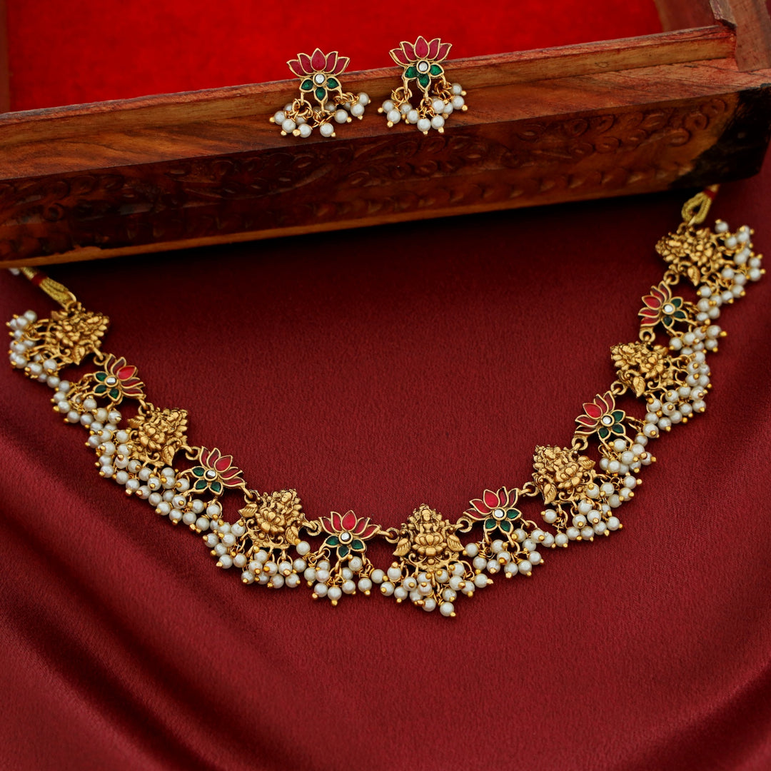 Arusha Mini Lotus Cluster Pearl Devi Neckpiece With Earring