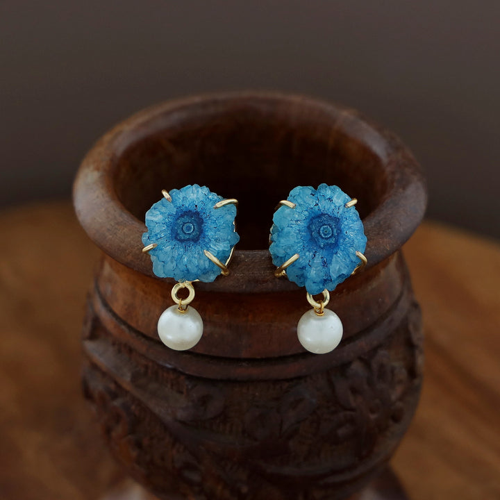 Dyed Solar Agate Claw Pearl Studs