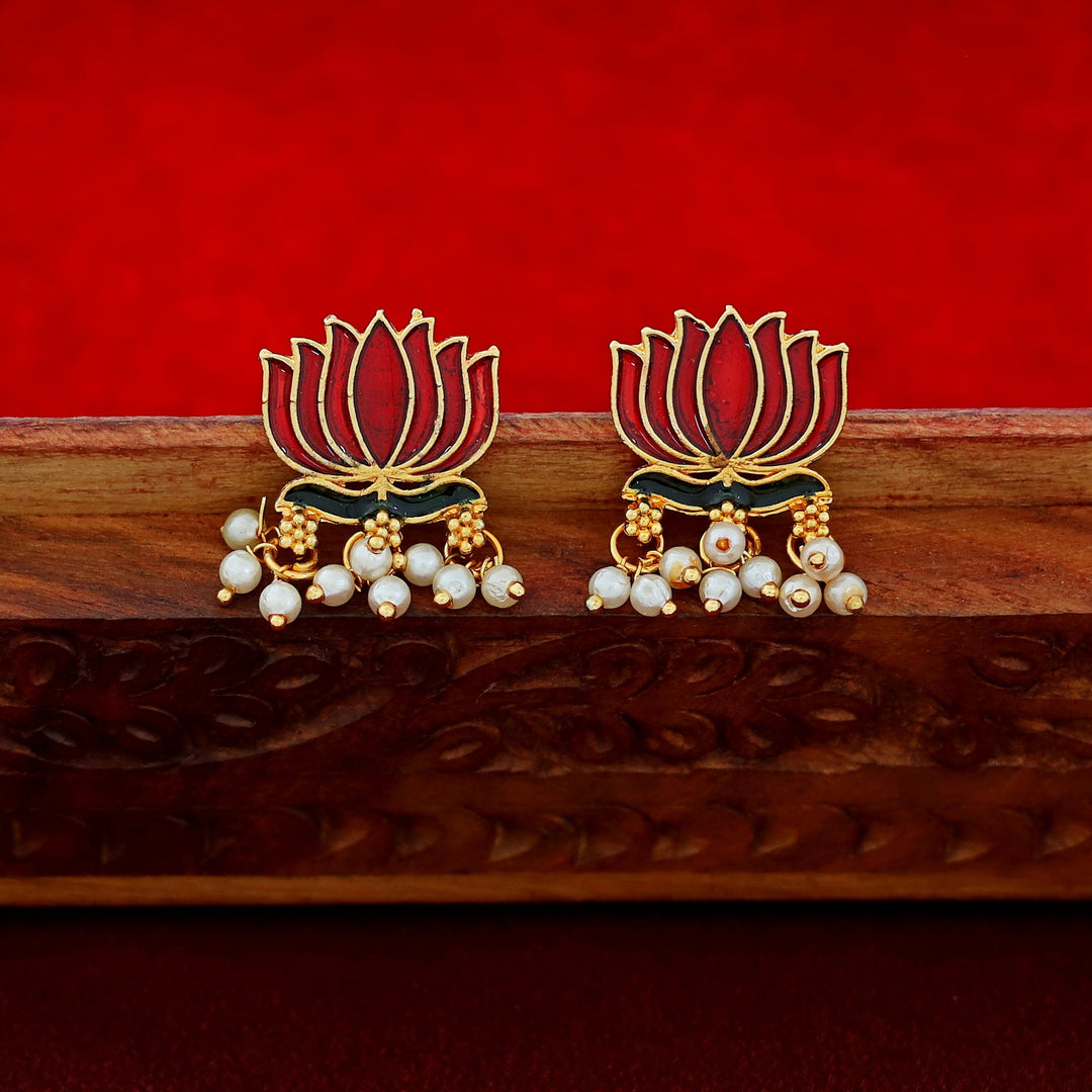 Advaita Enamel Lotus Pearl Short Neckpiece / Choker With Earring
